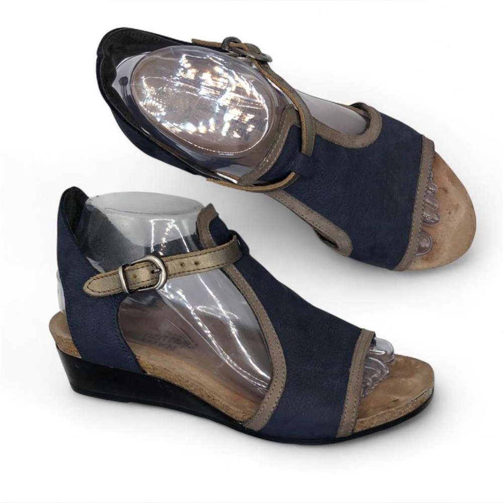 Naot Women's Fiona Wedge Sandal
